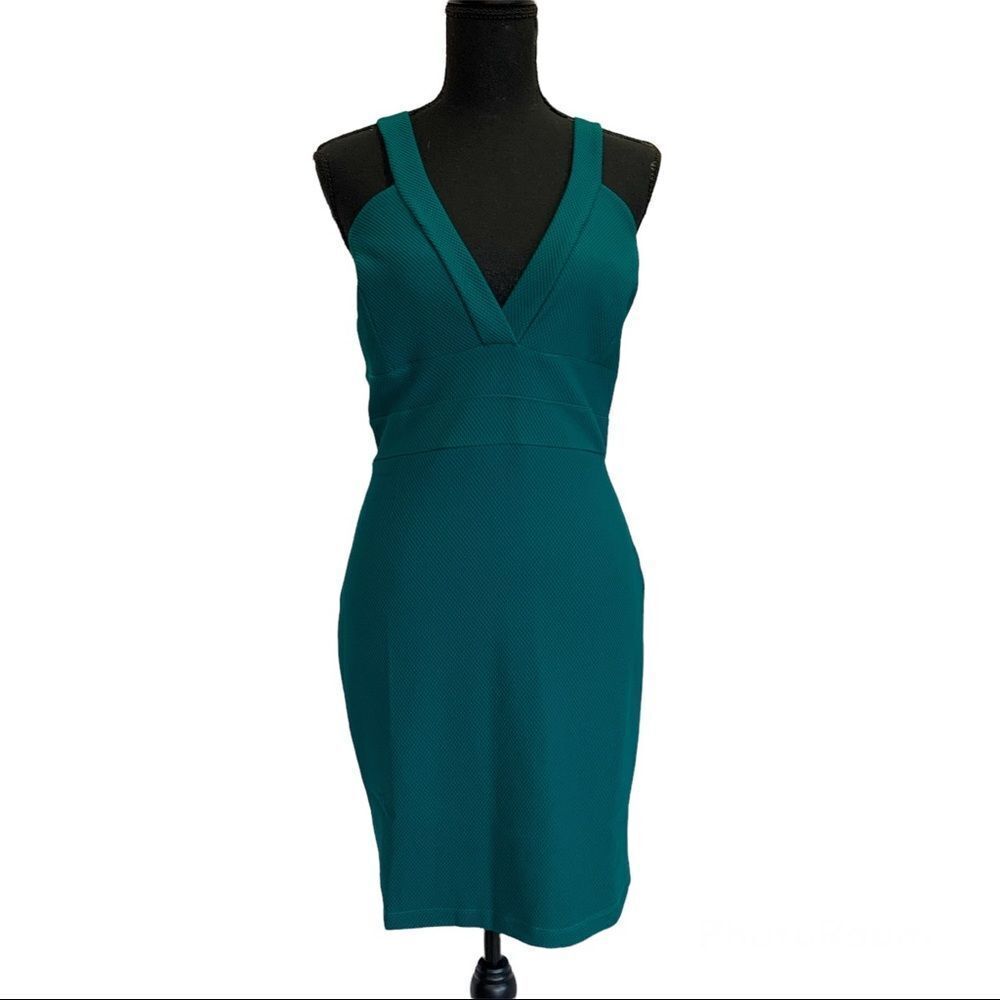 GREEN sleeveless deep V bodycon mini dress Sz L - Picture 11 of 11